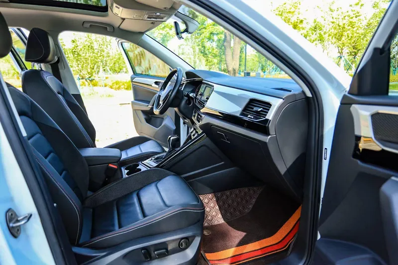 Volkswagen Tayron 2019 Journey Edition 280TSI Two-wheel-drive luxury model Country VI interior photo 9 Volkswagen Tayron 2019 Journey Edition 280TSI Two-wheel-drive luxury model Country VI interior photo 9