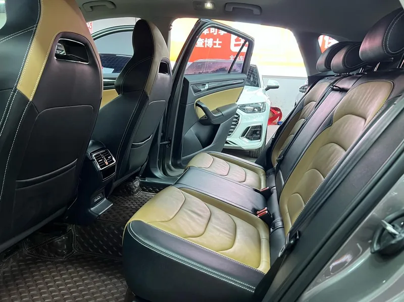 Skoda Kodiaq GT 2019 TSI330 Versión de lujo de tracción en dos ruedas País VI interior foto 11 Skoda Kodiaq GT 2019 TSI330 Versión de lujo de tracción en dos ruedas País VI interior foto 11