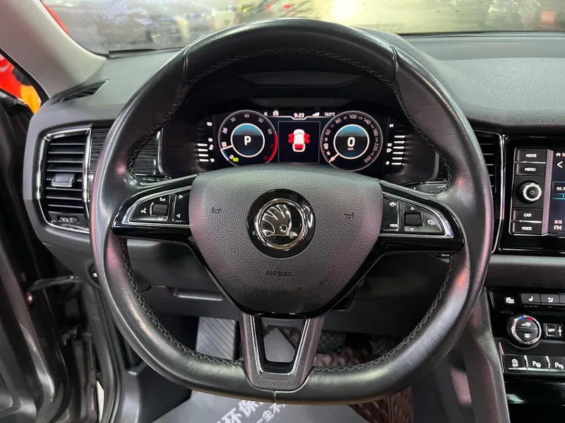 Skoda Kodiaq GT 2019 TSI330 Versión de lujo de tracción en dos ruedas País VI interior foto 13 Skoda Kodiaq GT 2019 TSI330 Versión de lujo de tracción en dos ruedas País VI interior foto 13
