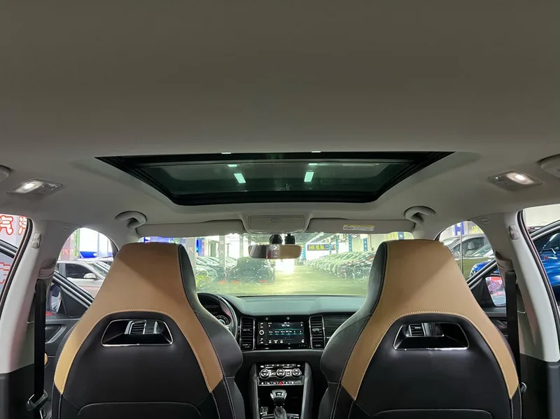 Skoda Kodiaq GT 2019 TSI330 Versión de lujo de tracción en dos ruedas País VI interior foto 15 Skoda Kodiaq GT 2019 TSI330 Versión de lujo de tracción en dos ruedas País VI interior foto 15