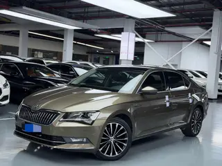 Skoda Superb 2019 TSI280 DSG Comfort Edition exterior photo 1 Skoda Superb 2019 TSI280 DSG Comfort Edition exterior photo 1