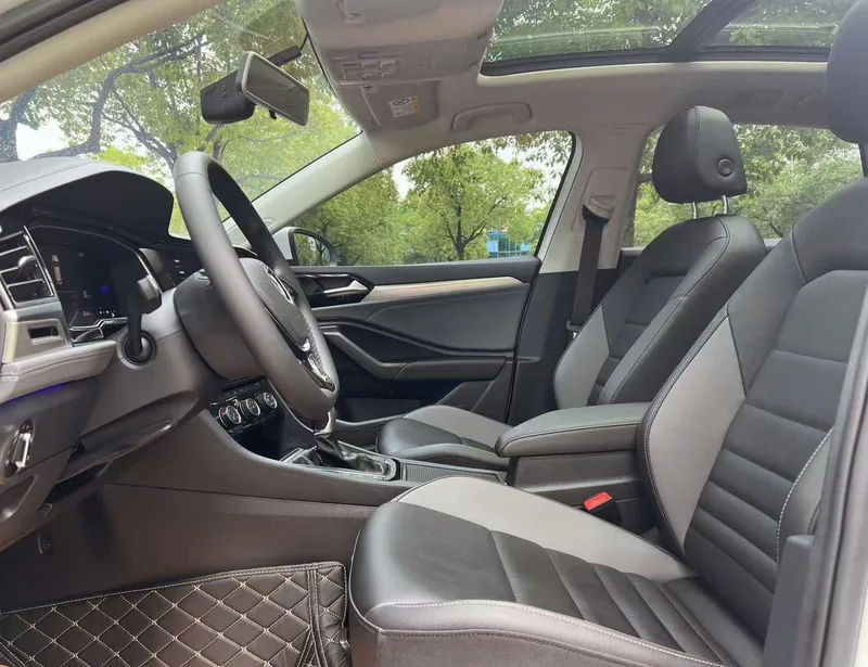 Volkswagen Sagitar 2022 280TSI DSG Version transcendée intérieur photo 10