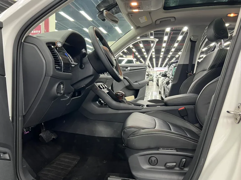 Skoda Kodiaq 2017 TSI330 5 Seat Two-Drive Deluxe Edition exterior photo 5 Skoda Kodiaq 2017 TSI330 5 Seat Two-Drive Deluxe Edition exterior photo 5