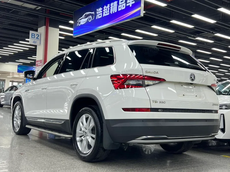 Skoda Kodiaq 2017 TSI330 5 Seat Two-Drive Deluxe Edition interior photo 12 Skoda Kodiaq 2017 TSI330 5 Seat Two-Drive Deluxe Edition interior photo 12