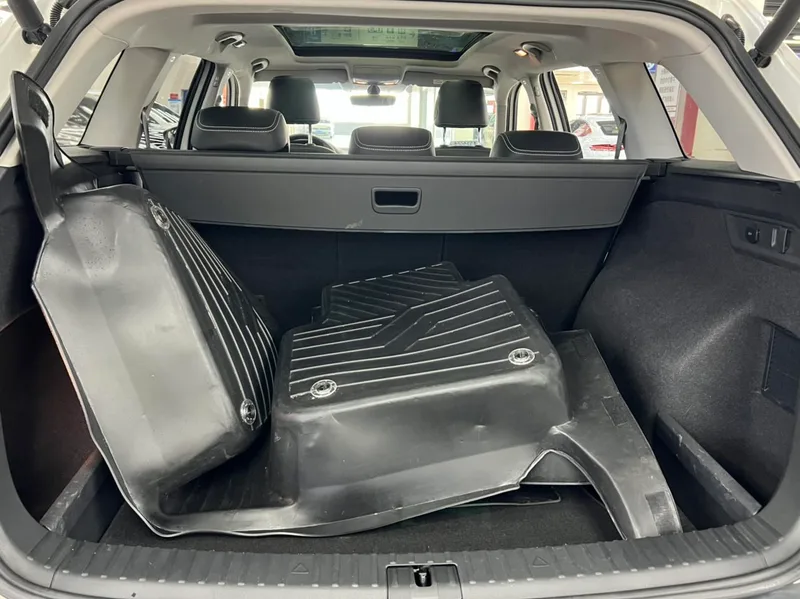 Skoda Kodiaq 2017 TSI330 5 Seat Two-Drive Deluxe Edition interior photo 14 Skoda Kodiaq 2017 TSI330 5 Seat Two-Drive Deluxe Edition interior photo 14