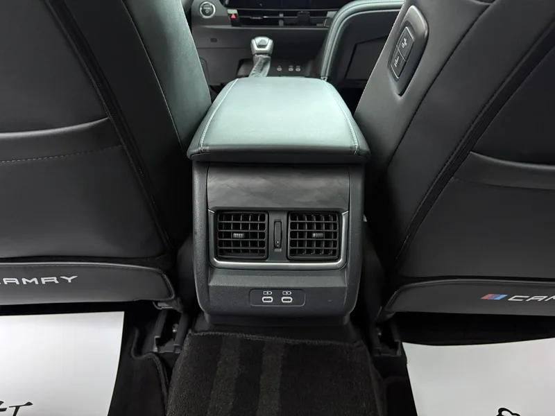 Toyota Camry 2024 Dual Power 2.0HGVP Luxury Edition interior photo 11 Toyota Camry 2024 Dual Power 2.0HGVP Luxury Edition interior photo 11