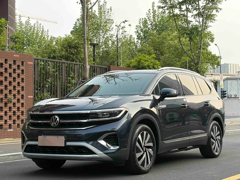 Volkswagen Talagon 2022 380TSI Four-wheel drive luxury version Pro 6 seat exterior photo 1 Volkswagen Talagon 2022 380TSI Four-wheel drive luxury version Pro 6 seat exterior photo 1