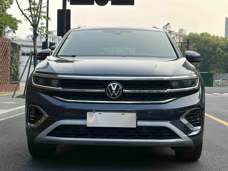 Volkswagen Talagon 2022 380TSI Four-wheel drive luxury version Pro 6 seat exterior photo 2 Volkswagen Talagon 2022 380TSI Four-wheel drive luxury version Pro 6 seat exterior photo 2