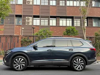Volkswagen Talagon 2022 380TSI Four-wheel drive luxury version Pro 6 seat exterior photo 3 Volkswagen Talagon 2022 380TSI Four-wheel drive luxury version Pro 6 seat exterior photo 3