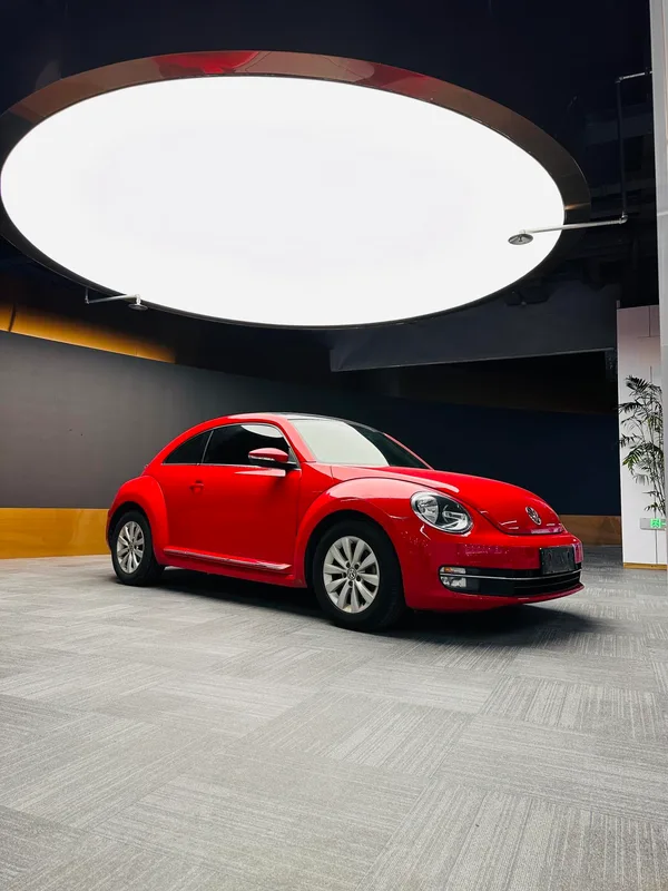 Volkswagen Beetle 2013 1.4TSI Comfortable exterior photo 3 Volkswagen Beetle 2013 1.4TSI Comfortable exterior photo 3