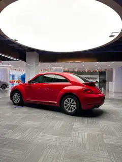 Volkswagen Beetle 2013 1.4TSI Comfortable exterior photo 5 Volkswagen Beetle 2013 1.4TSI Comfortable exterior photo 5