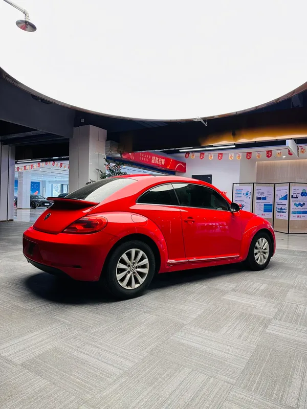 Volkswagen Beetle 2013 1.4TSI Comfortable interior photo 9 Volkswagen Beetle 2013 1.4TSI Comfortable interior photo 9