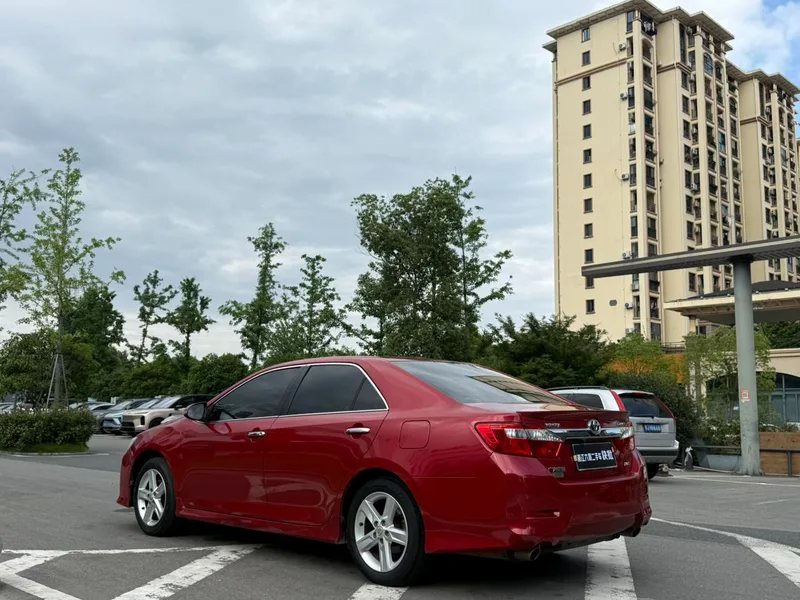 Toyota Camry 2013 2.0G Comfort Edition interior photo 12 Toyota Camry 2013 2.0G Comfort Edition interior photo 12