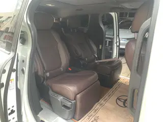 Toyota Sienna 2021 2.5L Hybride Version platine intérieur photo 13 Toyota Sienna 2021 2.5L Hybride Version platine intérieur photo 13