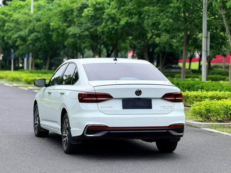 Volkswagen Lavida 2024 300TSI DSG Star Leading Edition interior photo 7