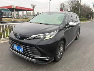 Toyota Sienna 2021 2.5L Hybrid Luxury Edition exterior photo 1 Toyota Sienna 2021 2.5L Hybrid Luxury Edition exterior photo 1