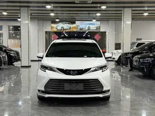 Toyota Sienna 2024 Doble motor 2.5L Versión de lujo exterior foto 2 Toyota Sienna 2024 Doble motor 2.5L Versión de lujo exterior foto 2