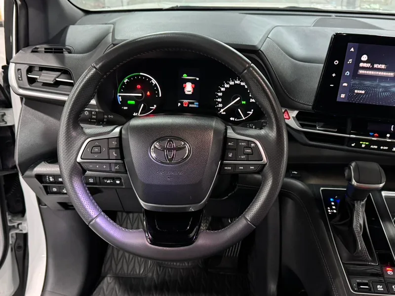 Toyota Sienna 2024 Doble motor 2.5L Versión de lujo interior foto 9 Toyota Sienna 2024 Doble motor 2.5L Versión de lujo interior foto 9