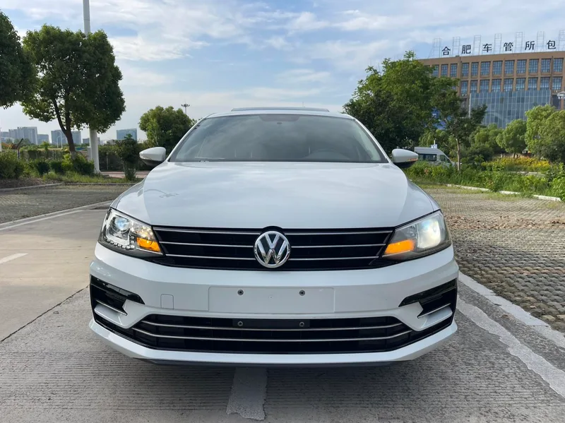 Volkswagen Sagitar 2018 280TSI DSG Yi moving version exterior photo 2 Volkswagen Sagitar 2018 280TSI DSG Yi moving version exterior photo 2