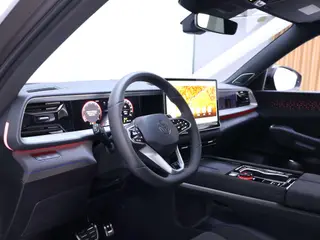 Volkswagen Teramont 2025 Teramont Pro 450TSI Four-wheel drive peak version interior photo 12 Volkswagen Teramont 2025 Teramont Pro 450TSI Four-wheel drive peak version interior photo 12