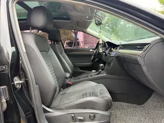 Volkswagen Magotan 2016 2.0TSI Zhixiang Noble Type interior photo 9 Volkswagen Magotan 2016 2.0TSI Zhixiang Noble Type interior photo 9