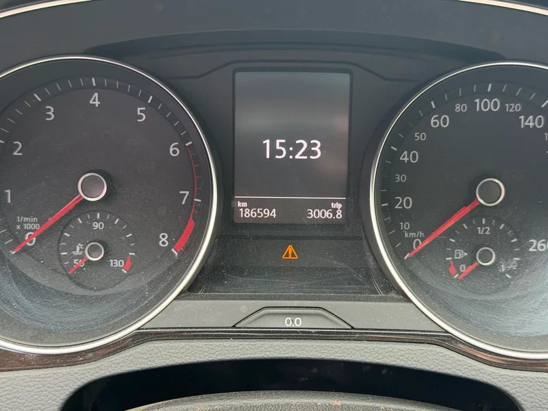 Volkswagen Magotan 2016 2.0TSI Zhixiang Noble Type interior photo 14 Volkswagen Magotan 2016 2.0TSI Zhixiang Noble Type interior photo 14