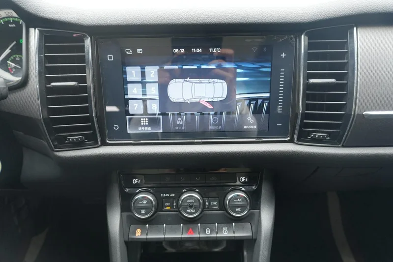 Skoda Kodiaq 2017 TSI330 5 Seat two-wheel drive comfort version interior photo 10 Skoda Kodiaq 2017 TSI330 5 Seat two-wheel drive comfort version interior photo 10
