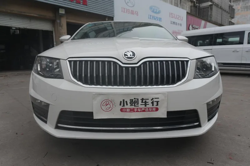 Skoda Octavia 2017 1.6L Automatic line creation exterior photo 2 Skoda Octavia 2017 1.6L Automatic line creation exterior photo 2
