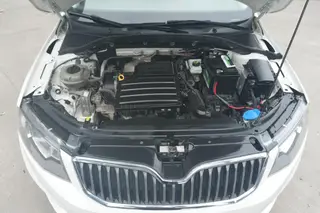 Skoda Octavia 2017 1.6L Automatic line creation interior photo 9 Skoda Octavia 2017 1.6L Automatic line creation interior photo 9
