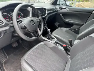 Volkswagen T-Cross 2021 1.5L Automatic Comfort Version interior photo 11 Volkswagen T-Cross 2021 1.5L Automatic Comfort Version interior photo 11