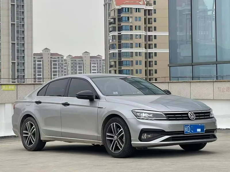 Volkswagen Lamando 2021 280TSI DSG Comfort Edition exterior photo 3 Volkswagen Lamando 2021 280TSI DSG Comfort Edition exterior photo 3