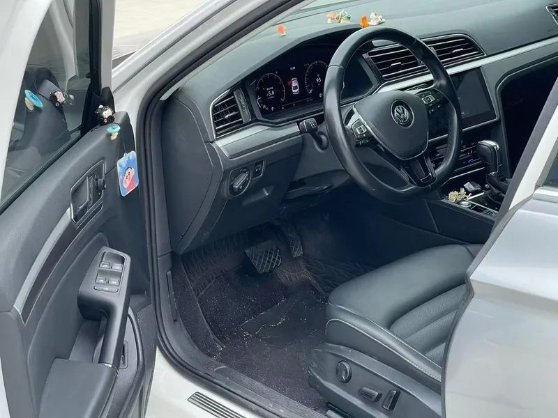 Volkswagen Lamando 2021 280TSI DSG Comfort Edition interior photo 7 Volkswagen Lamando 2021 280TSI DSG Comfort Edition interior photo 7