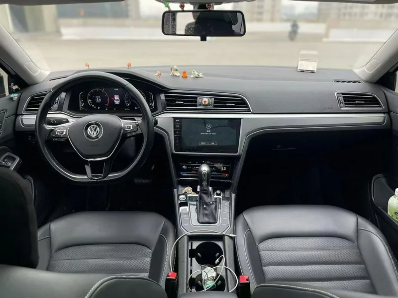 Volkswagen Lamando 2021 280TSI DSG Comfort Edition interior photo 9 Volkswagen Lamando 2021 280TSI DSG Comfort Edition interior photo 9