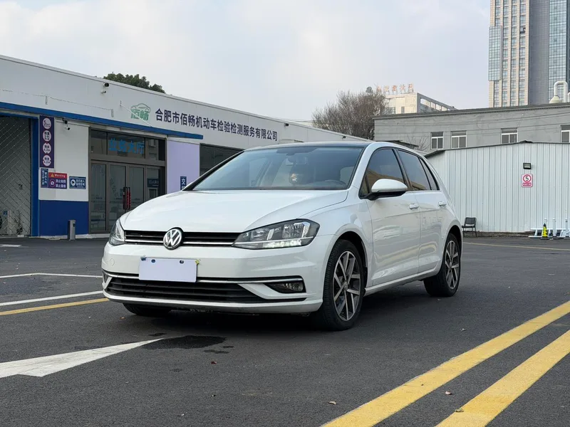 Volkswagen Golf 2020 280TSI DSG Comfortable exterior photo 1 Volkswagen Golf 2020 280TSI DSG Comfortable exterior photo 1