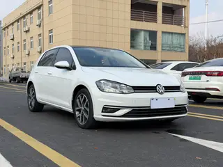 Volkswagen Golf 2020 280TSI DSG Comfortable exterior photo 3 Volkswagen Golf 2020 280TSI DSG Comfortable exterior photo 3