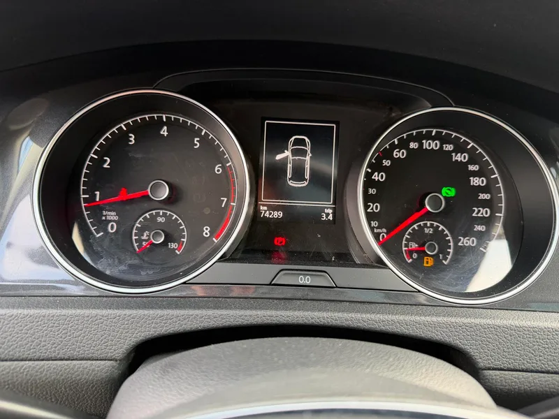 Volkswagen Golf 2020 280TSI DSG Comfortable interior photo 14 Volkswagen Golf 2020 280TSI DSG Comfortable interior photo 14