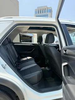Volkswagen T-Cross 2019 230TSI DSG Two-wheel drive aggressive type Country VI interior photo 7 Volkswagen T-Cross 2019 230TSI DSG Two-wheel drive aggressive type Country VI interior photo 7