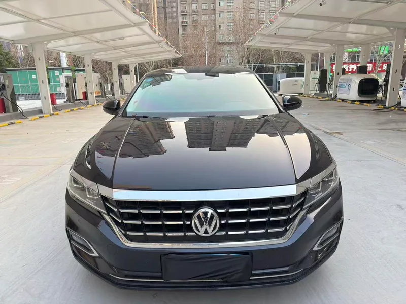 Volkswagen Passat 2019 330TSI Elite Edition Country VI exterior photo 2 Volkswagen Passat 2019 330TSI Elite Edition Country VI exterior photo 2