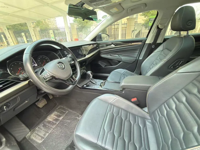 Volkswagen Passat 2019 330TSI Elite Edition Country VI exterior photo 4 Volkswagen Passat 2019 330TSI Elite Edition Country VI exterior photo 4