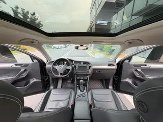 Volkswagen Tiguan L 2017 330TSI Automatic Two-Drive Ultimate exterior photo 4 Volkswagen Tiguan L 2017 330TSI Automatic Two-Drive Ultimate exterior photo 4