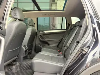Volkswagen Tiguan L 2017 330TSI Automatic Two-Drive Ultimate exterior photo 5 Volkswagen Tiguan L 2017 330TSI Automatic Two-Drive Ultimate exterior photo 5