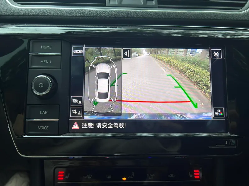 Skoda Superb 2019 Restyling TSI330 DSG Comfort Edition interior photo 11