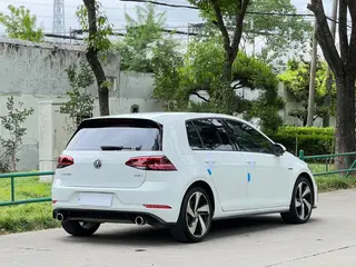 Volkswagen Golf GTI 2018 2.0TSI GTI exterior photo 7 Volkswagen Golf GTI 2018 2.0TSI GTI exterior photo 7