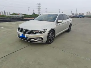 Volkswagen Magotan 2020 330TSI DSG Líder