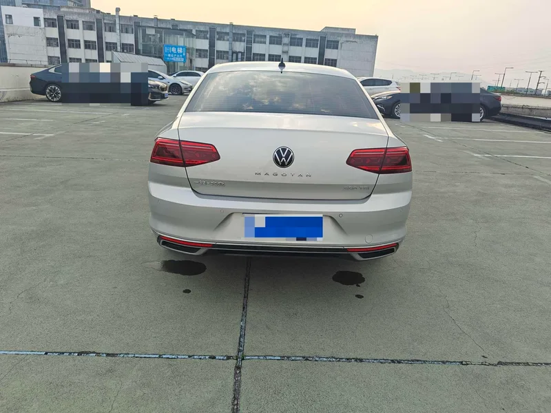 Volkswagen Magotan 2020 330TSI DSG Leading Type exterior photo 5 Volkswagen Magotan 2020 330TSI DSG Leading Type exterior photo 5