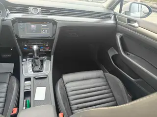 Volkswagen Magotan 2020 330TSI DSG Leading Type interior photo 11 Volkswagen Magotan 2020 330TSI DSG Leading Type interior photo 11