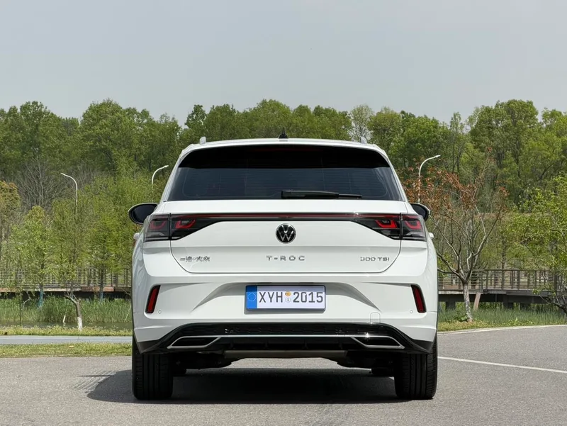 Volkswagen T-Roc 2024 300TSI DSG Chen Guang Edition interior photo 19 Volkswagen T-Roc 2024 300TSI DSG Chen Guang Edition interior photo 19