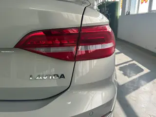 Volkswagen Lavida 2019 1.5L Automatic Comfort Version Country VI exterior photo 8 Volkswagen Lavida 2019 1.5L Automatic Comfort Version Country VI exterior photo 8