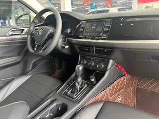 Volkswagen Lavida 2019 1.5L Automatic Comfort Version Country VI interior photo 12 Volkswagen Lavida 2019 1.5L Automatic Comfort Version Country VI interior photo 12