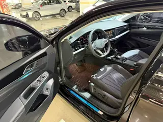 Volkswagen Passat 2025 outstanding 330TSI Star Elite Edition exterior photo 4 Volkswagen Passat 2025 outstanding 330TSI Star Elite Edition exterior photo 4